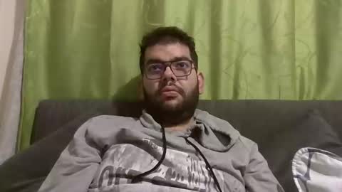 johanmanu123 online show from December 20, 2025, 10:44 am