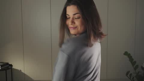 Snapshot of joheredia chatting on November 26, 2025, 8:43 pm Jo online show from November 26, 2025, 8:43 pm