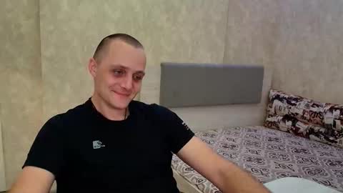 Snapshot of john_3019 chatting on February 14, 2026, 9:11 pm John online show from February 14, 2026, 9:11 pm