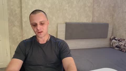 Snapshot of john_3019 chatting on April 4, 2026, 8:06 pm John online show from April 4, 2026, 8:06 pm