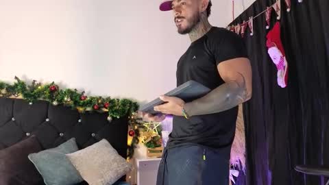 John  online show from November 13, 2025, 12:59 pm