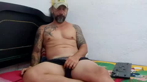 Snapshot of john_balthor chatting on January 19, 2025, 9:23 pm online show from January 19, 2025, 9:23 pm