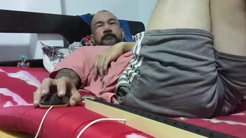 Snapshot of john_balthor chatting on November 9, 2025, 7:12 pm online show from November 9, 2025, 7:12 pm