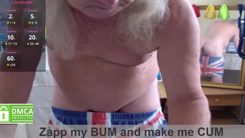 Snapshot of john_little_one chatting on November 3, 2025, 11:22 am JOHN online show from November 3, 2025, 11:22 am