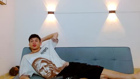 Snapshot of john_ssnow29 chatting on January 8, 2026, 11:34 am john_ssnow29 online show from January 8, 2026, 11:34 am