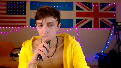 Snapshot of john_winx chatting on February 14, 2026, 12:13 pm john_winx online show from February 14, 2026, 12:13 pm