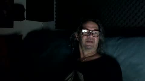 Snapshot of johndoes807113 chatting on June 17, 2026, 6:16 am johndoe online show from June 17, 2026, 6:16 am
