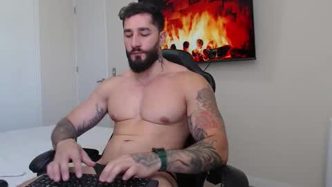 Snapshot of johnklleyn chatting on January 6, 2026, 6:33 pm john online show from January 6, 2026, 6:33 pm