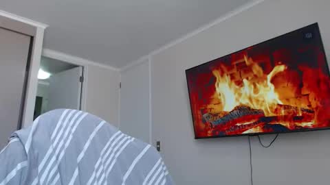 Snapshot of johnklleyn chatting on January 17, 2026, 6:22 pm john online show from January 17, 2026, 6:22 pm