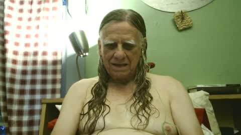 johnnieq1971 online show from July 6, 2026, 1:02 am