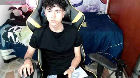 johnny_cagee online show from December 11, 2024, 10:25 am