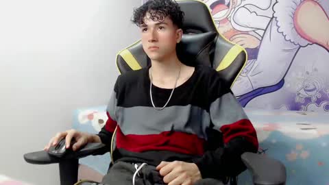 johnny_cagee online show from December 30, 2024, 7:15 am