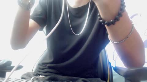 johnny_cagee online show from February 3, 2025, 3:42 am