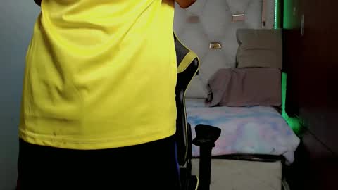 johnny_cagee online show from October 20, 2025, 5:19 am