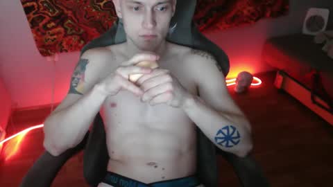 Snapshot of johnny_positive chatting on November 12, 2025, 3:45 pm Johnny online show from November 12, 2025, 3:45 pm