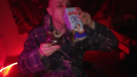 Snapshot of johnny_positive chatting on November 17, 2025, 3:51 pm Johnny online show from November 17, 2025, 3:51 pm