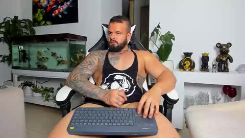Snapshot of johnnygrayson_ chatting on September 23, 2025, 12:13 am JOHNNY online show from September 23, 2025, 12:13 am