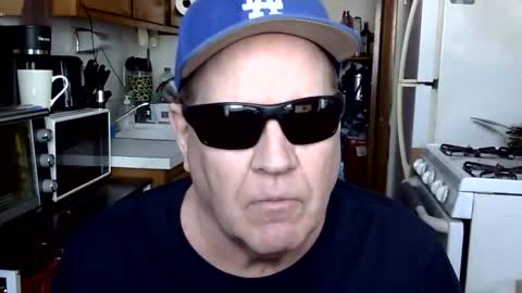 Snapshot of johnnytwain chatting on February 8, 2026, 7:39 pm johnnytwain online show from February 8, 2026, 7:39 pm