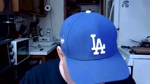 Snapshot of johnnytwain chatting on February 14, 2026, 10:17 pm johnnytwain online show from February 14, 2026, 10:17 pm