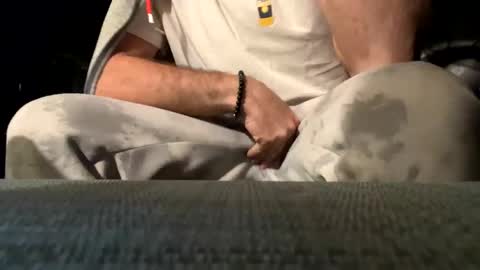 johnsmith2327 online show from January 20, 2025, 2:43 am