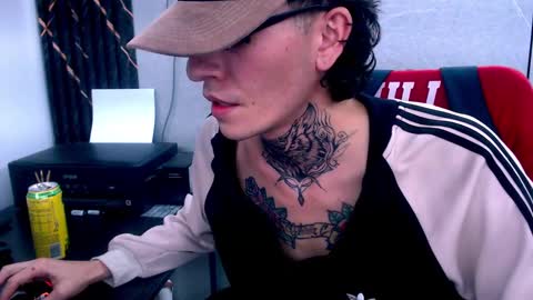 johnsonisaac94  online show from February 16, 2025, 7:48 am