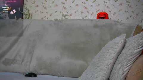 Snapshot of johnstoneisland chatting on October 23, 2025, 6:28 pm John online show from October 23, 2025, 6:28 pm