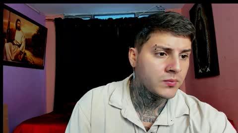 Johny online show from November 25, 2025, 6:41 pm