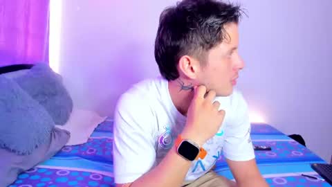 Snapshot of johnycooper08 chatting on June 30, 2026, 1:56 pm johnycooper08 online show from June 30, 2026, 1:56 pm