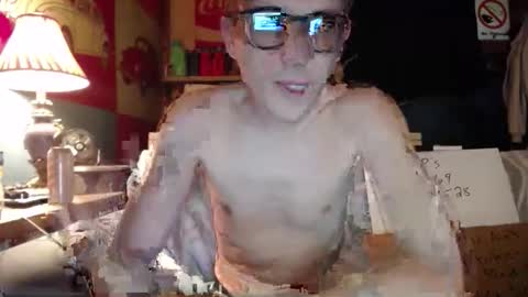Snapshot of johstondude chatting on May 15, 2026, 11:34 pm Johston online show from May 15, 2026, 11:34 pm
