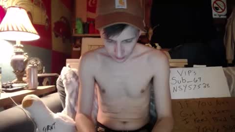 Snapshot of johstondude chatting on May 15, 2026, 11:56 pm Johston online show from May 15, 2026, 11:56 pm
