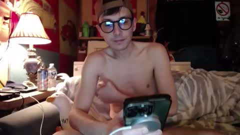 Snapshot of johstondude chatting on June 2, 2026, 1:18 am Johston online show from June 2, 2026, 1:18 am