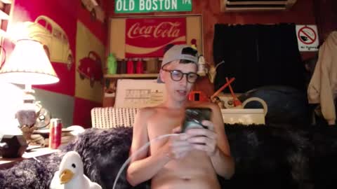 Snapshot of johstondude chatting on June 21, 2026, 1:52 am Johston online show from June 21, 2026, 1:52 am
