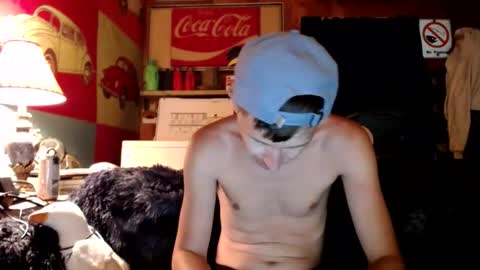 Snapshot of johstondude chatting on June 23, 2026, 1:58 am Johston online show from June 23, 2026, 1:58 am