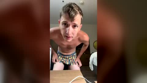 Snapshot of johstondude chatting on June 28, 2026, 3:34 am Johston online show from June 28, 2026, 3:34 am