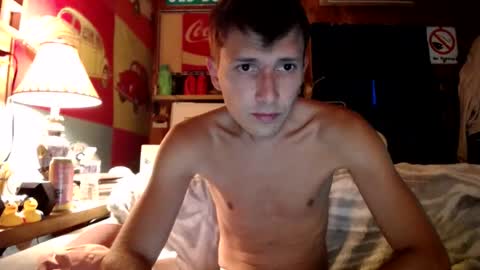 Snapshot of johstondude chatting on July 14, 2026, 12:46 am Johston online show from July 14, 2026, 12:46 am