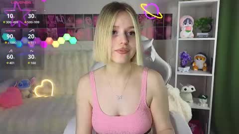 Snapshot of joice_queen chatting on February 15, 2025, 4:25 am Paula online show from February 15, 2025, 4:25 am
