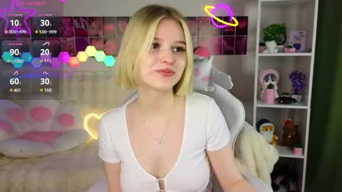 Snapshot of joice_queen chatting on February 26, 2025, 10:09 pm Paula online show from February 26, 2025, 10:09 pm