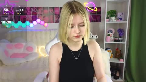 Snapshot of joice_queen chatting on March 9, 2025, 1:46 am Paula online show from March 9, 2025, 1:46 am