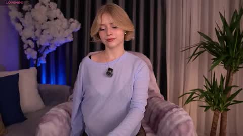 Snapshot of joice_queen chatting on September 26, 2025, 2:37 am Paula online show from September 26, 2025, 2:37 am