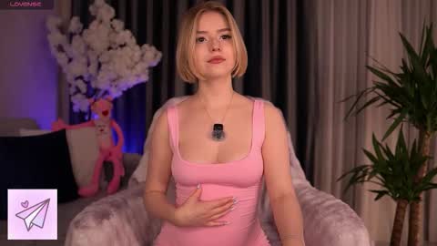 Snapshot of joice_queen chatting on November 1, 2025, 3:19 am Paula online show from November 1, 2025, 3:19 am