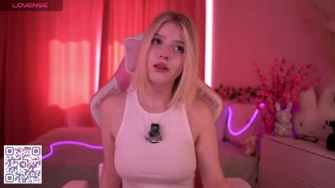 Paula online show from May 25, 2026, 5:46 am