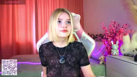 Paula online show from June 7, 2026, 2:59 am
