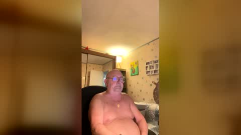 Snapshot of jojo60000529566 chatting on February 4, 2026, 5:13 am jojo60000529566 online show from February 4, 2026, 5:13 am