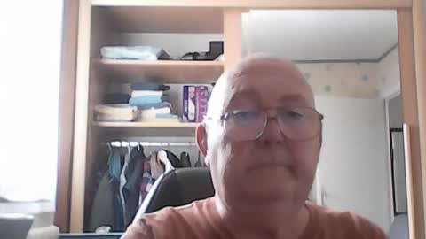 Snapshot of jojo60000529566 chatting on June 15, 2026, 11:23 am jojo60000529566 online show from June 15, 2026, 11:23 am