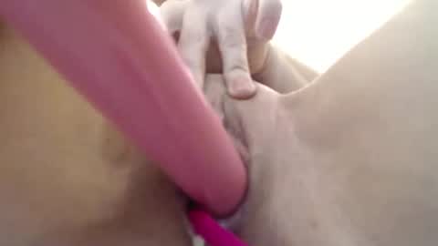 Snapshot of jolieeyes chatting on February 21, 2025, 6:07 am JolieEyes online show from February 21, 2025, 6:07 am