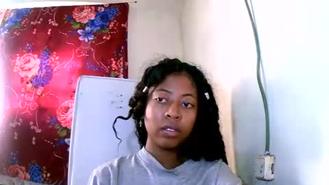 joliekah27 online show from January 27, 2025, 4:09 am