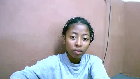 joliekah27 online show from March 1, 2025, 3:53 am