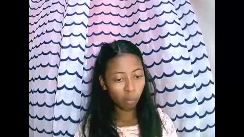 joliekah27 online show from September 12, 2025, 8:14 am