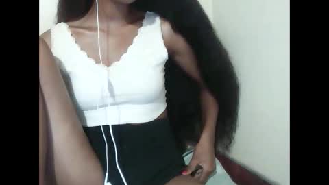 joliekah27 online show from March 21, 2026, 6:40 am