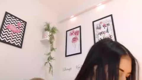 Snapshot of joliet_ chatting on December 17, 2024, 5:29 am Joliet online show from December 17, 2024, 5:29 am